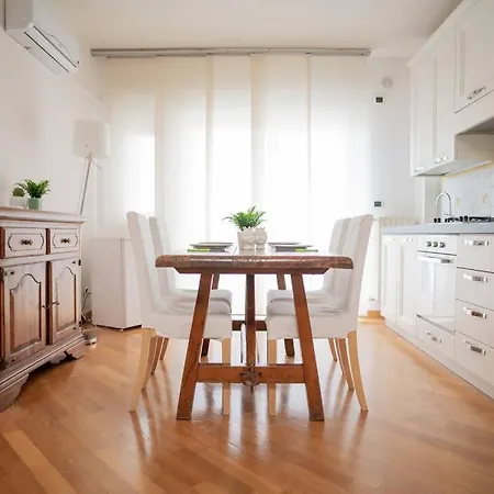 Adriatico Homemare-fiera-centro Apartmán Bari
